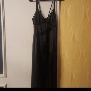 Maxi blk slip dress